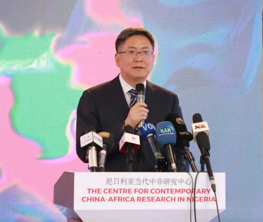 9927cb956859806-2 9927cb956859806-2