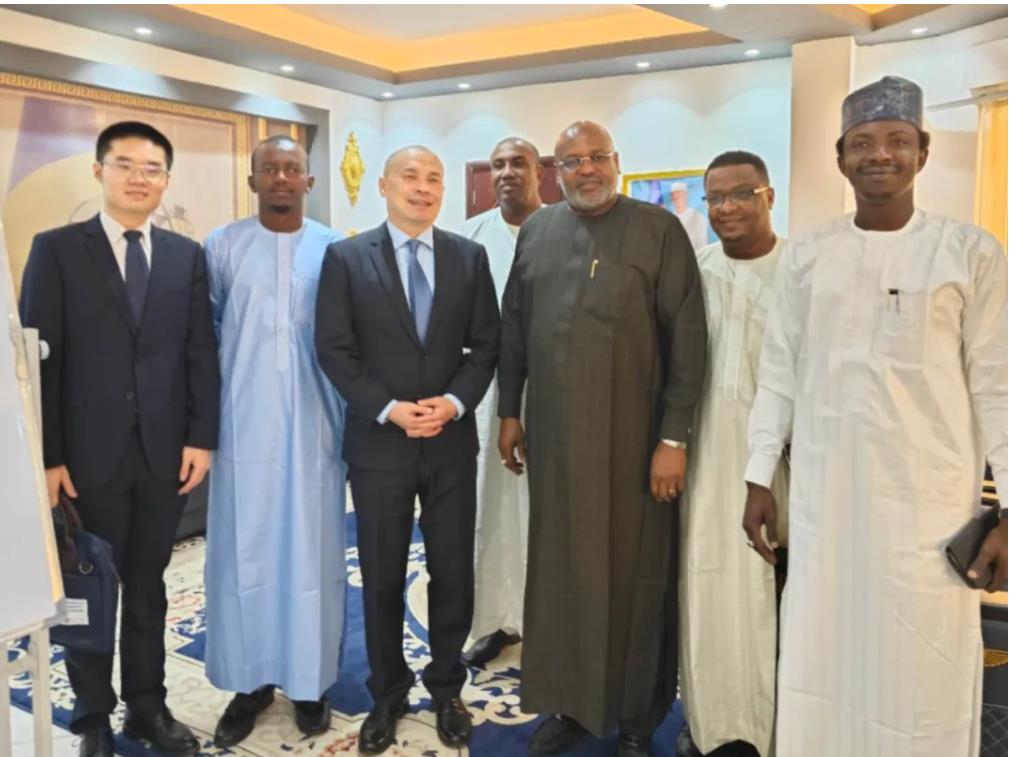 驻乍得大使会见乍城市建设部长阿西莱克-中非友好经贸发展工作委员会