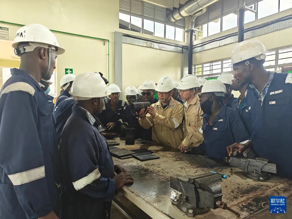 c7647b739085c20-6 c7647b739085c20-6