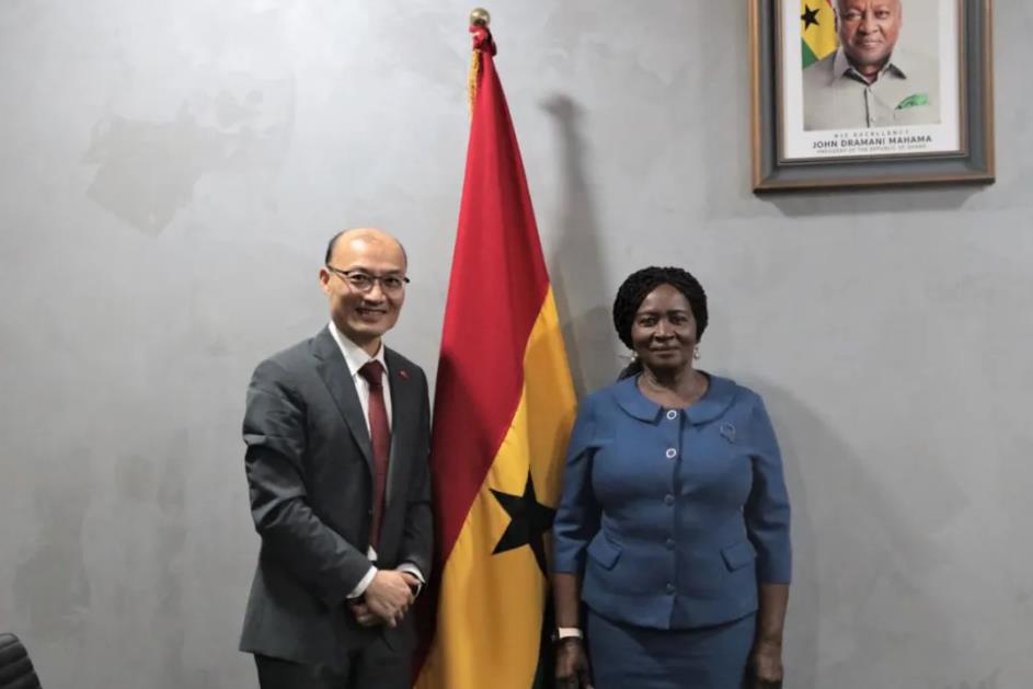 c737f425567cf36 c737f425567cf36