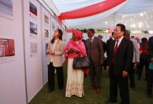 郭海燕大使出席“国社之镜•世纪光影”新闻摄影展-中非友好经贸发展工作委员会