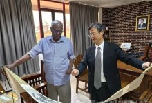 李响大使会见厄海洋资源部长泰沃德-中非友好经贸发展工作委员会