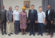 驻多哥大使会见多社会行动部长克拉苏-中非友好经贸发展工作委员会