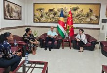 驻塞舌尔大使会见塞国家文化、遗产和艺术署秘书长-中非友好经贸发展工作委员会